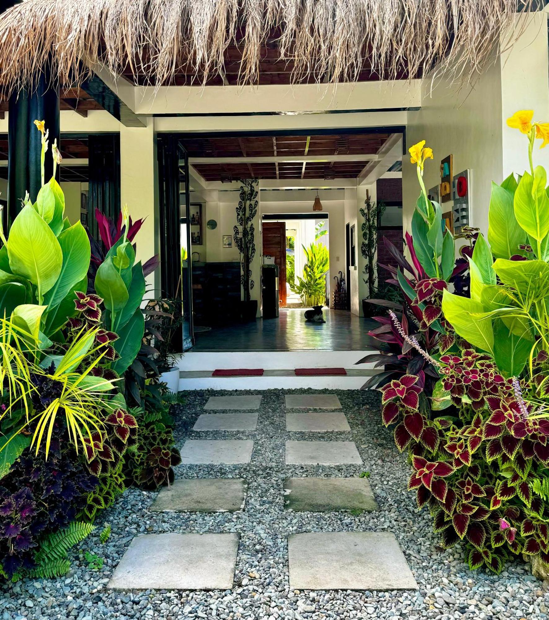 Casa Basa Siargao 호텔 제너럴 루나 외부 사진